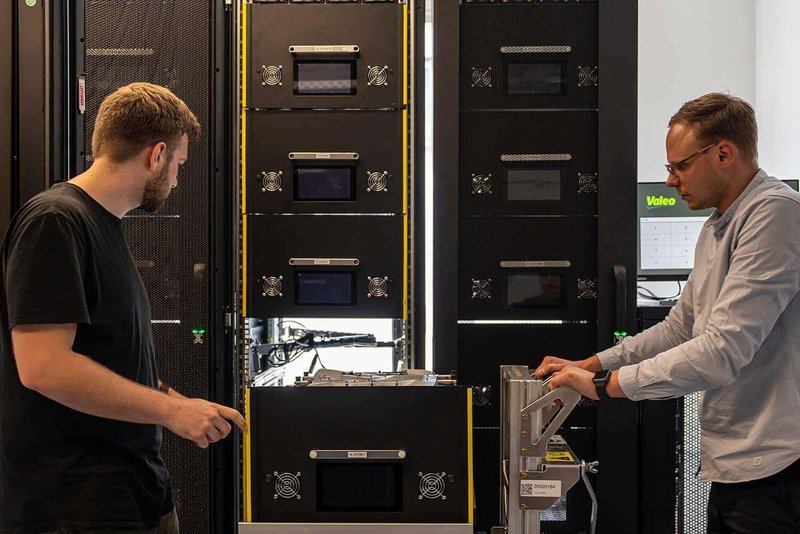 Softwarekompetenz wird immer wichtiger für Zulieferer. Foto: Valeo